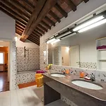 R&b Un A Colori Bed and Breakfast 4*
