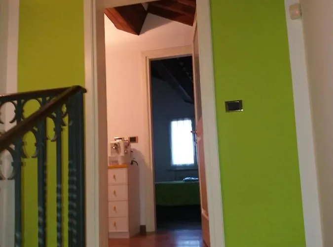 R&b Un A Colori B&B 4*