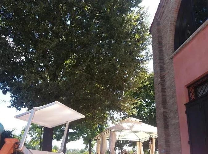 R&b Un A Colori 4* 페라라