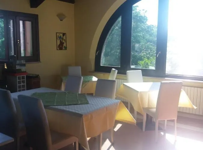 R&b Un A Colori 4* 페라라