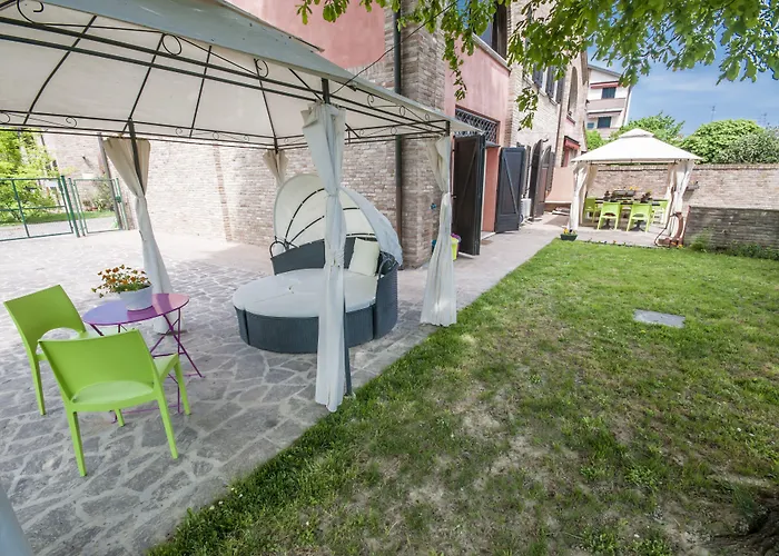 R&b Un A Colori B&B 4*