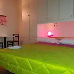 R&b Un A Colori Φεράρα