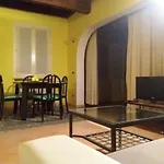 R&b Un A Colori Bed and Breakfast 4*