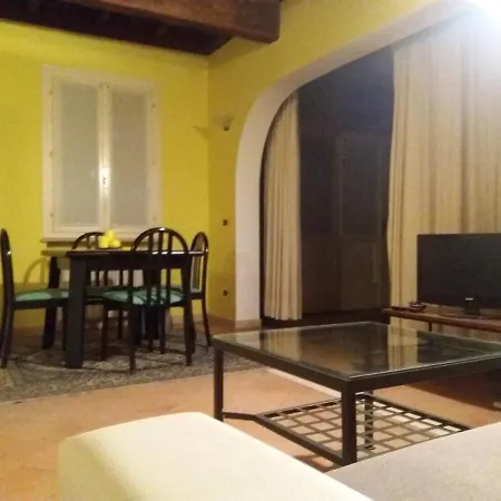 R&b Un A Colori Bed & Breakfast 4*