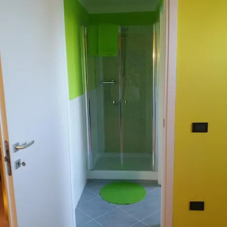 R&b Un A Colori