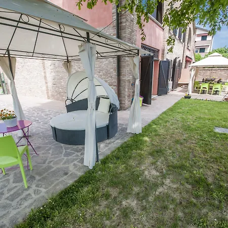 R&b Un A Colori Bed & Breakfast 4*