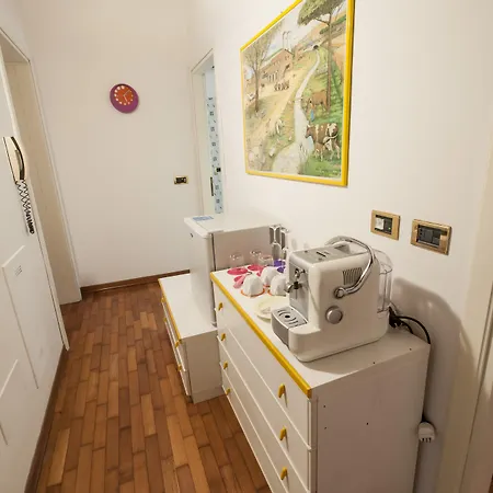 Bed & Breakfast R&b Un A Colori