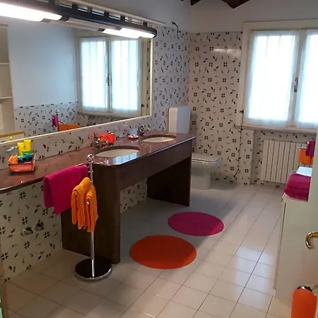 R&b Un A Colori Couette-café 4*