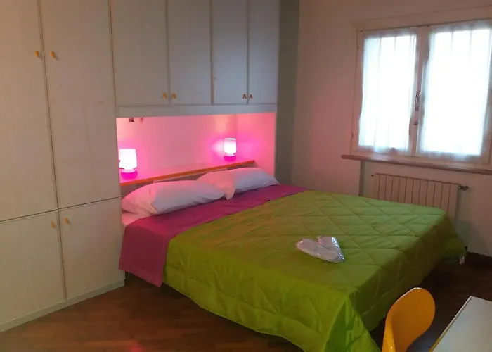 R&b Un A Colori Alojamento de Acomodação e Pequeno-almoço 4*