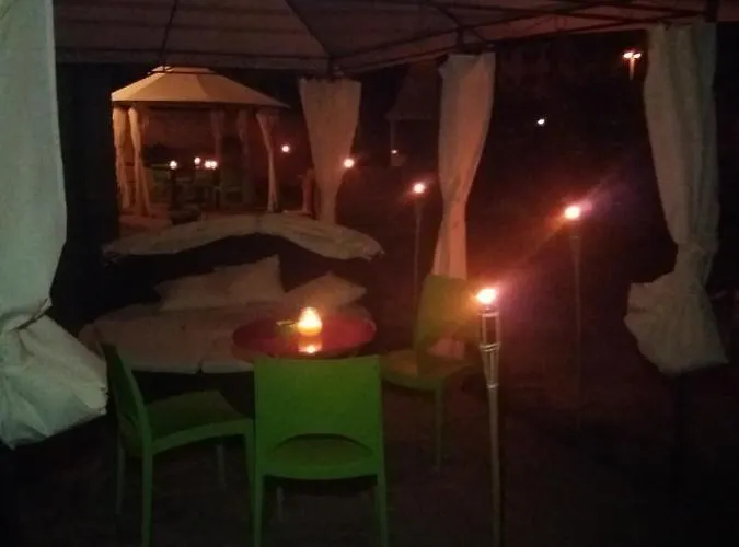 Bed & Breakfast R&b Un A Colori