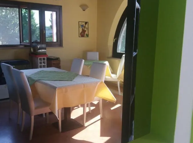 R&b Un A Colori Alojamento de Acomodação e Pequeno-almoço Ferrara