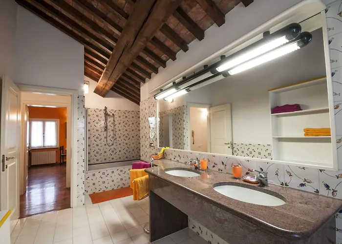 R&b Un A Colori Bed & Breakfast 4*